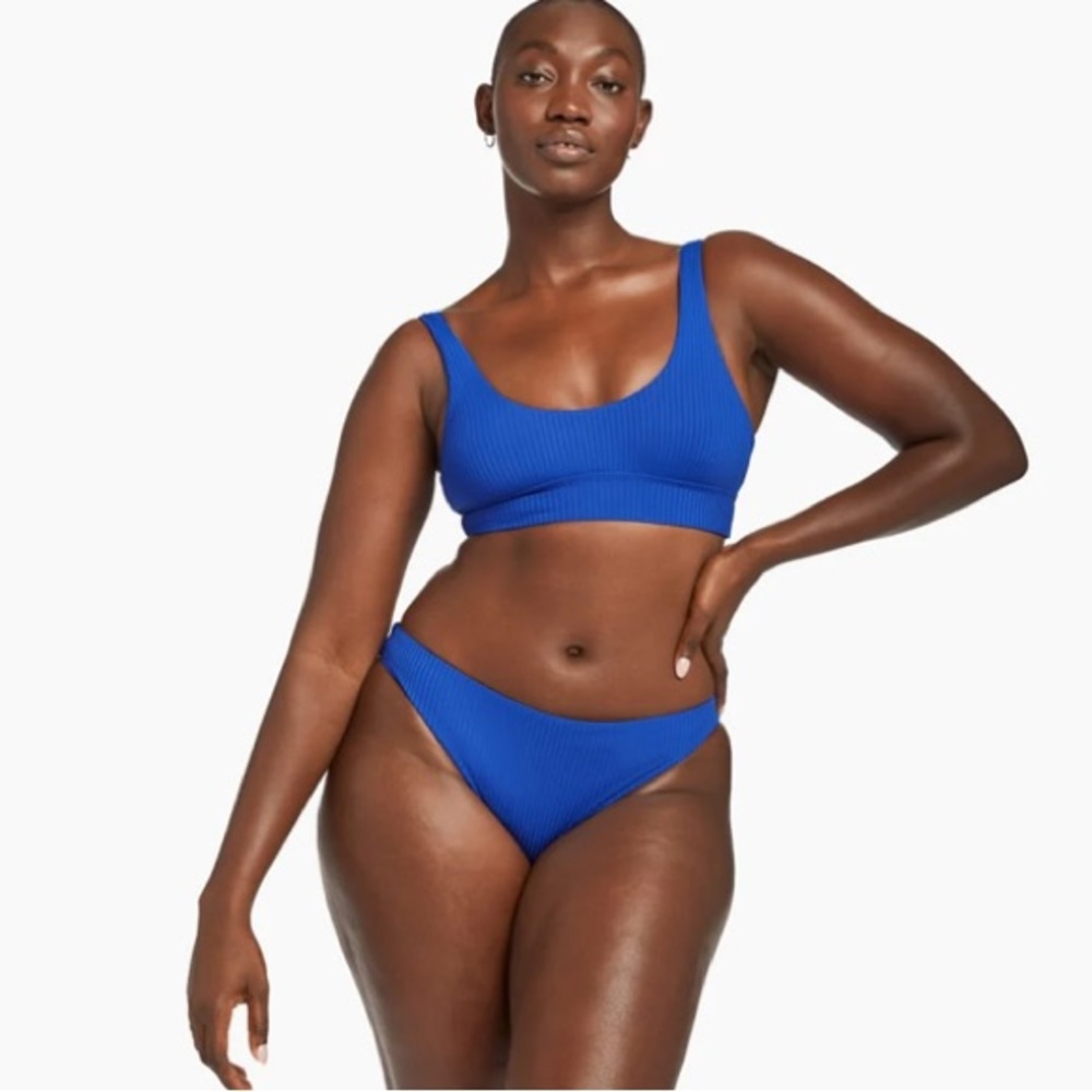 NEW! Vitamin A Midori Classic Cut Bikini Bottom - NWT $105 retail - XS (4/XS)